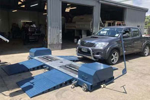 Avtomobil əyləc test cihazının iş prinsipi